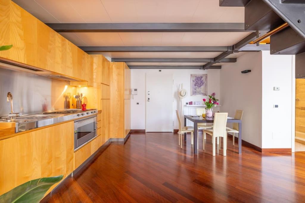 Nostromondo - Exclusive Loft - Split Level In Viale Parioli Apartamento *