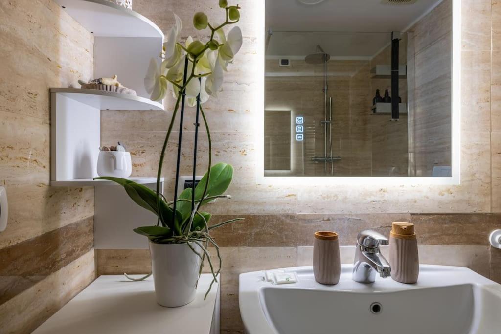 Nostromondo - Exclusive Loft - Split Level In Viale Parioli Apartamento